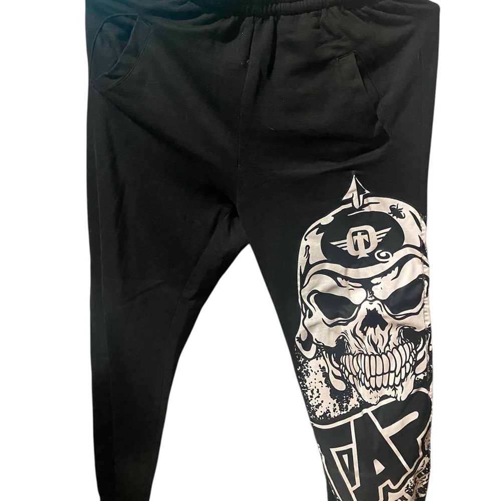 GuvaDeci Black Joggers with Tapout Design